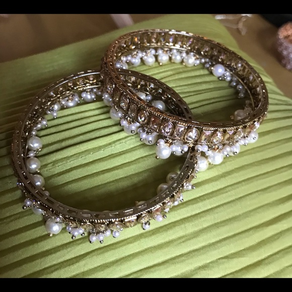 India Fashion Bracelets gem stone crown style Pearl droplets. On Sale - Picture 1 of 4